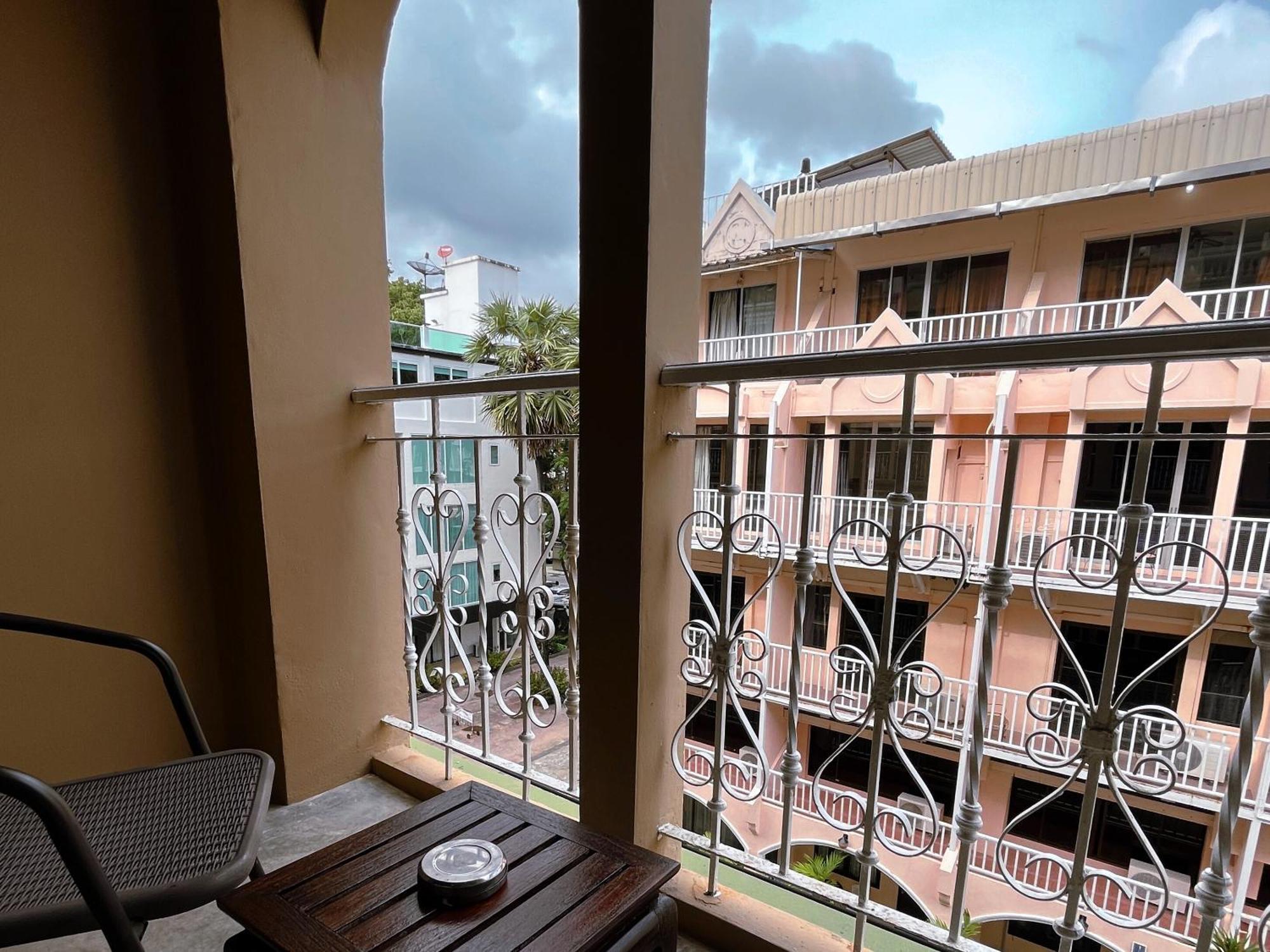Grand Orlov Apart Hotel Patong Eksteriør billede